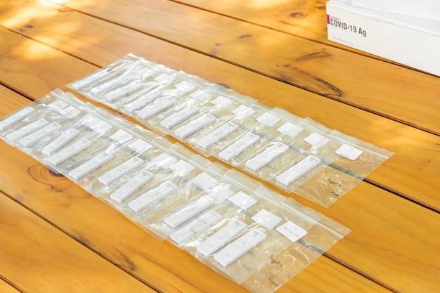 Do czego przydaje się torebka opp z klejem 100 sztuk?