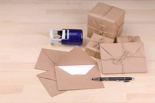 Jak zapakować przesyłkę pocztową aby dotarła bezpiecznie?