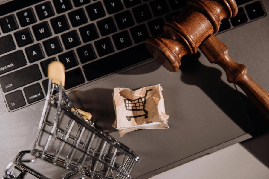 Jak legalnie sprzedawać rzeczy z Aliexpress w Polsce?